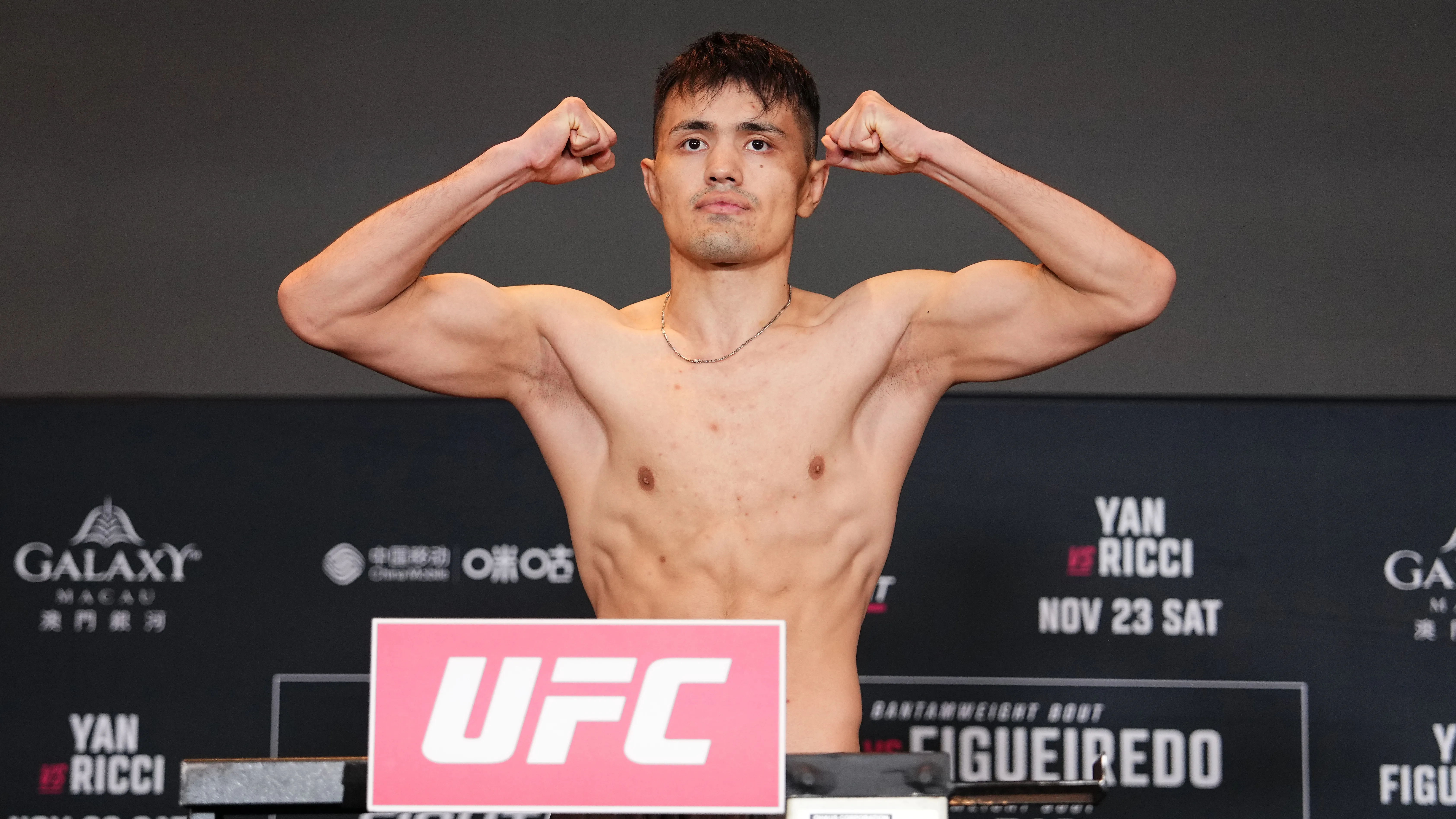 Казах из Китая вернется в октагон UFC