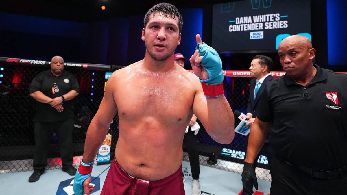 Турнир UFC с Дияром Нургожаем вызвал бурный ажиотаж