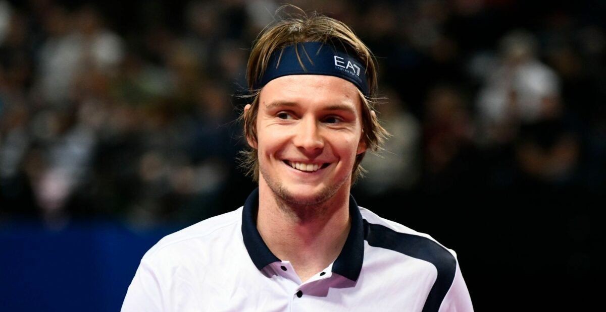 Alexander Bublik Advances to the Semifinals in Gstaad