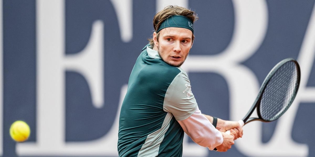 Александр Бублик поднялся в рейтинге ATP: казахстанец продвигается к вершине