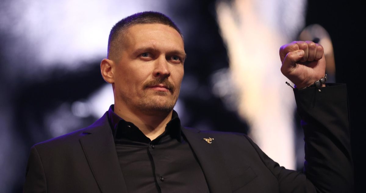Александр Усик ведет переговоры по бою в MMA: грандиозное событие